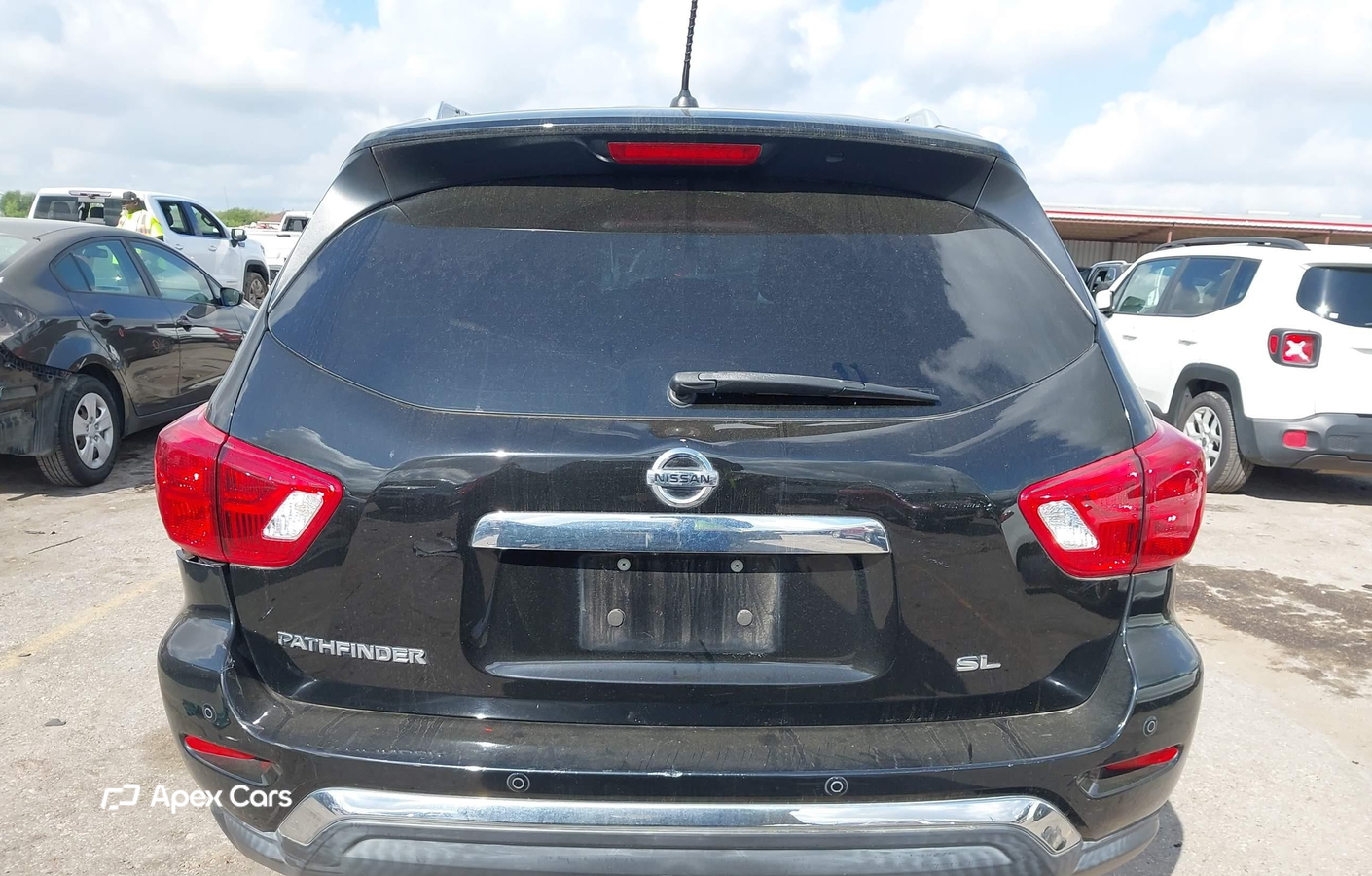 Nissan Pathfinder 2018
