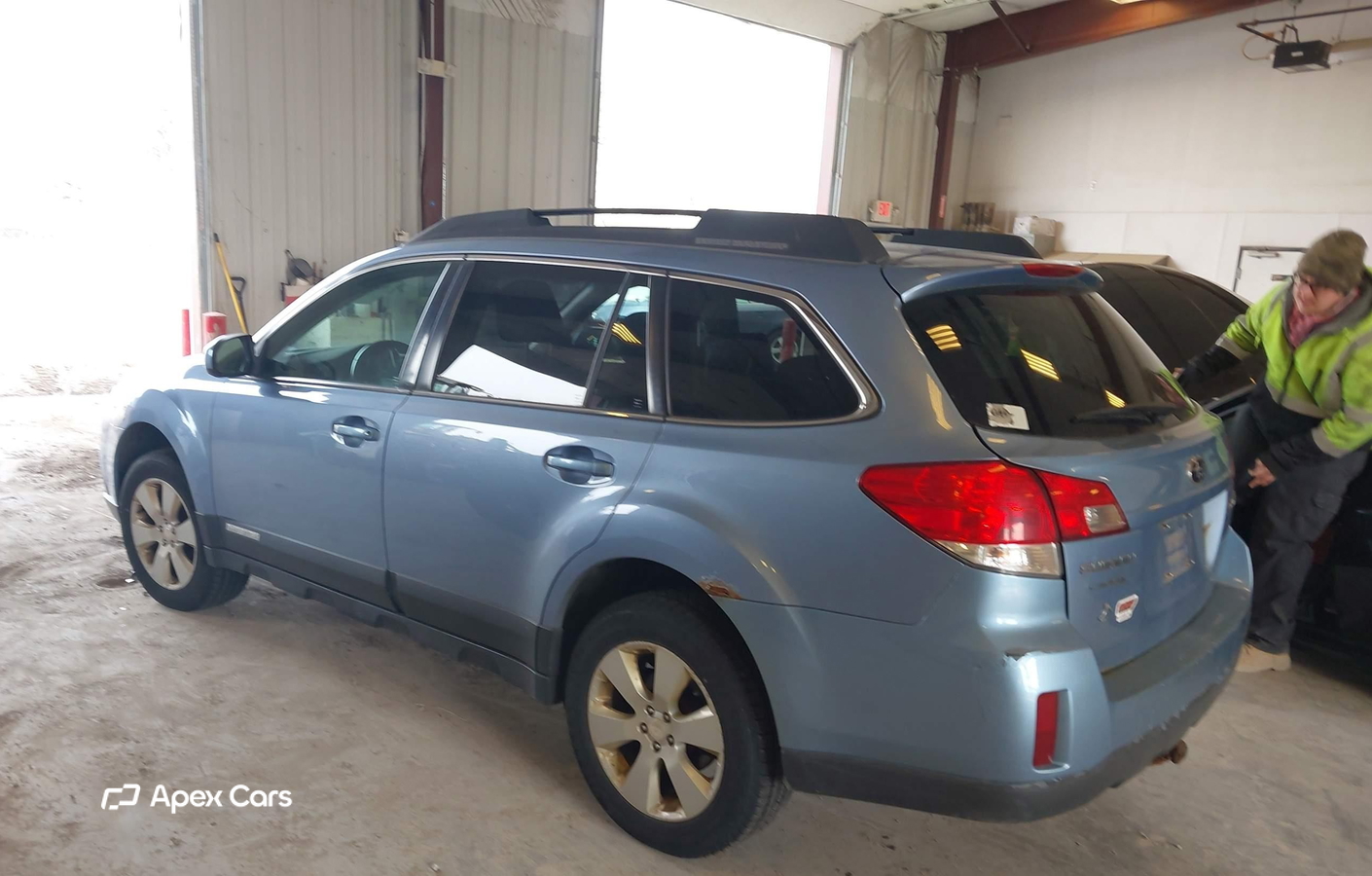 Subaru Outback 2011