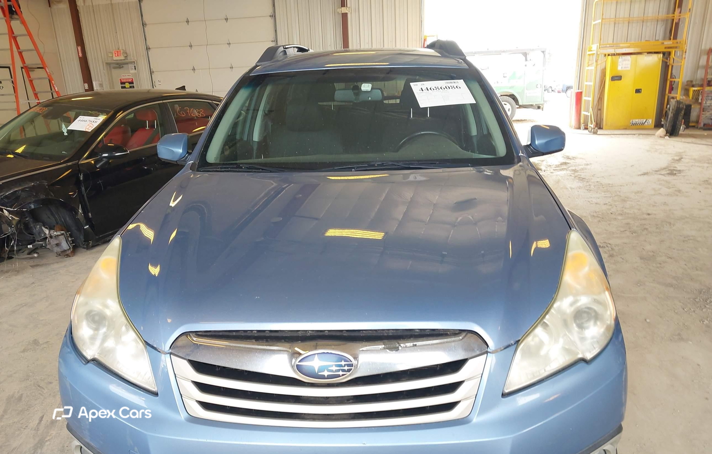 Subaru Outback 2011