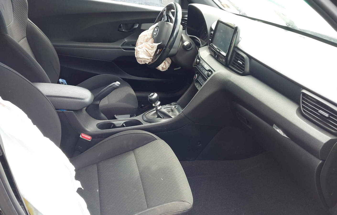Hyundai Veloster 2020