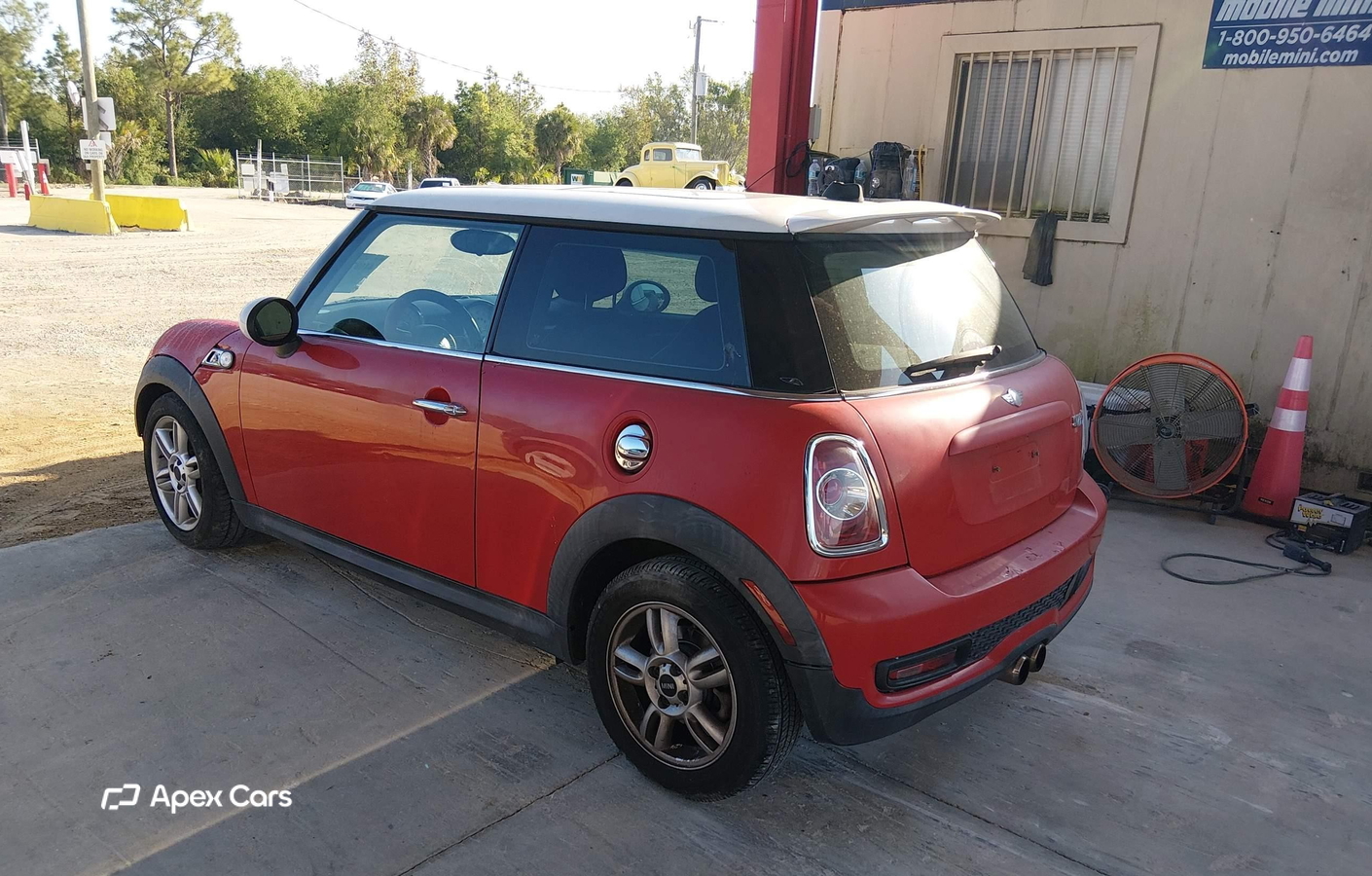MINI Cooper 2011