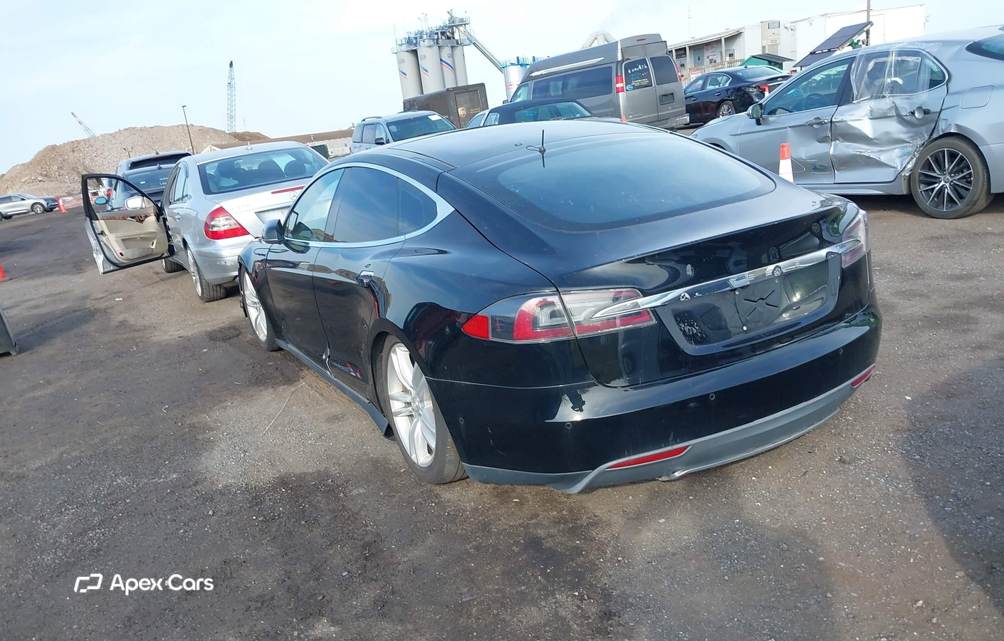 Tesla Model S 2014