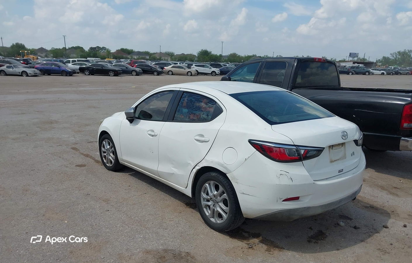 Scion iA 2016