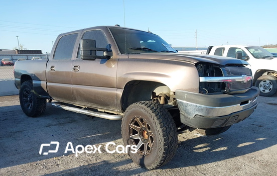 Chevrolet Silverado 2003 - Image 1 of 17
