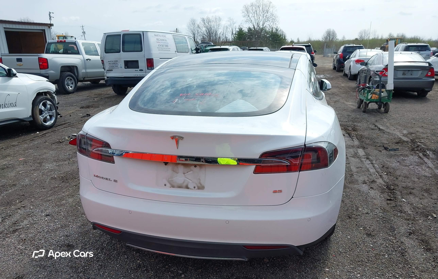 Tesla Model S 2015