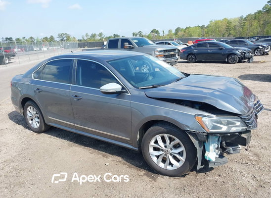 2017 Volkswagen Passat - Image 1 of 5