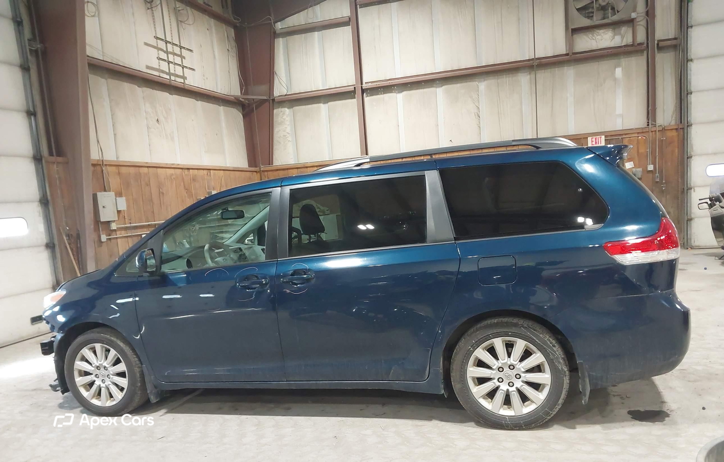 Toyota Sienna 2012