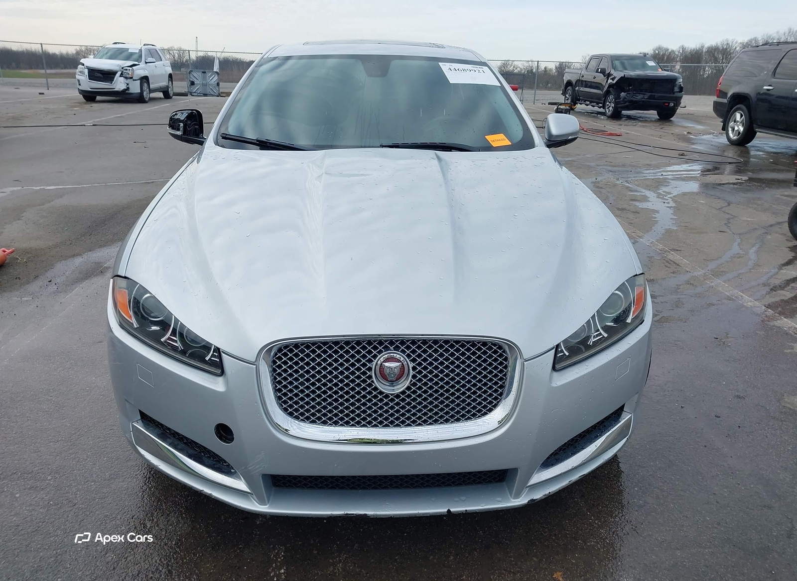 Jaguar XF 2012