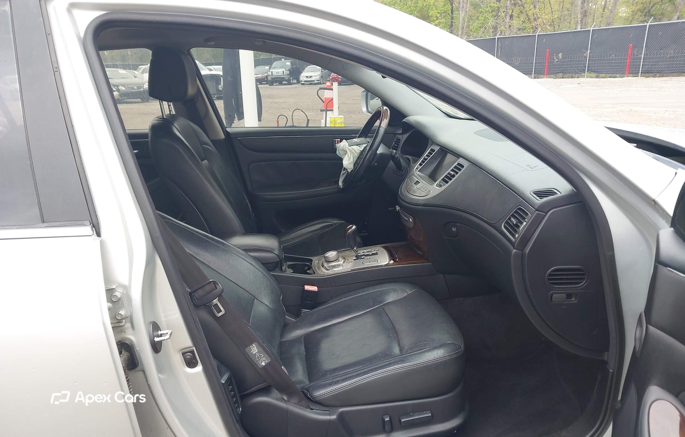 Hyundai Genesis 2011