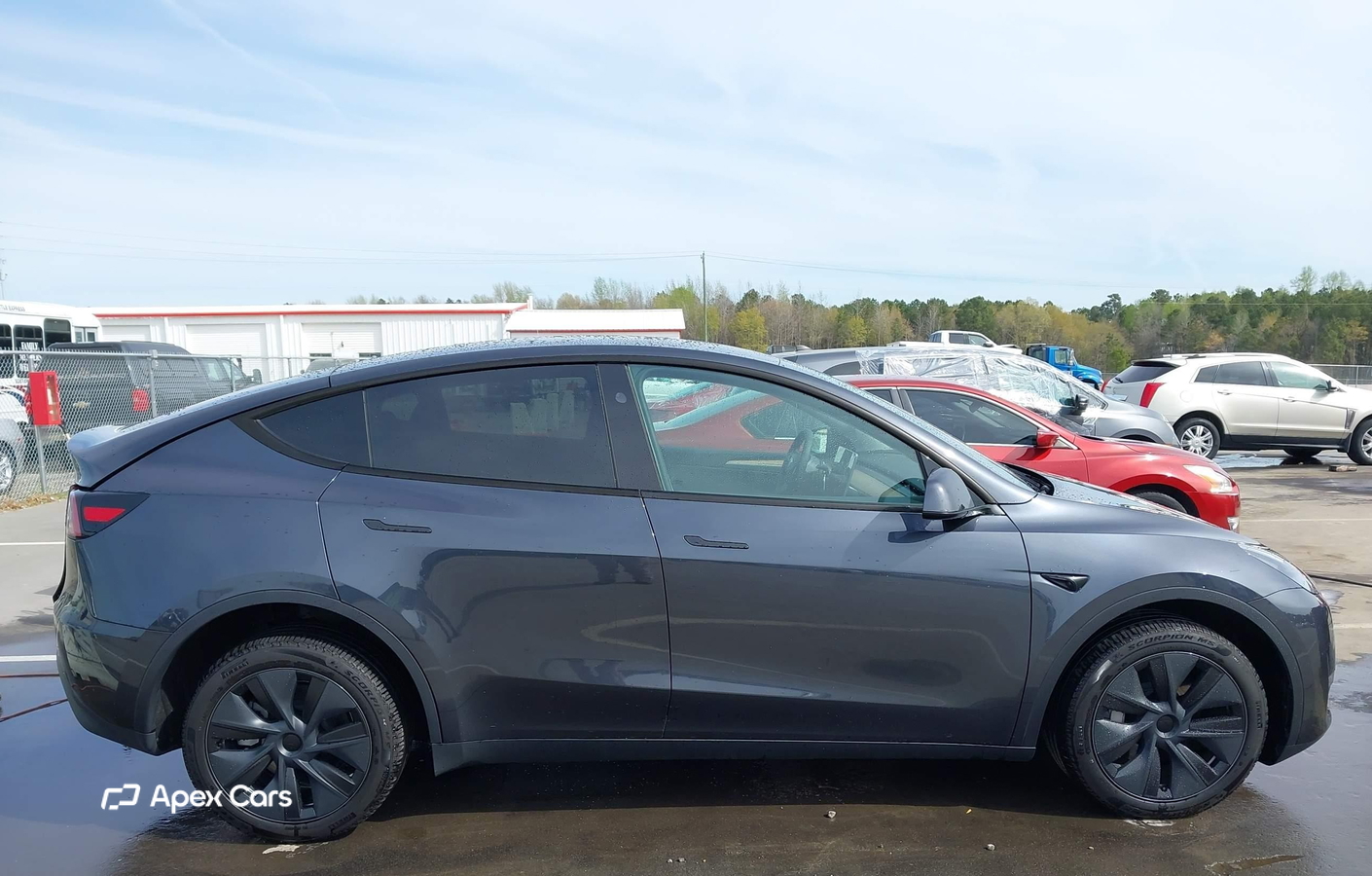 Tesla Model Y 2024