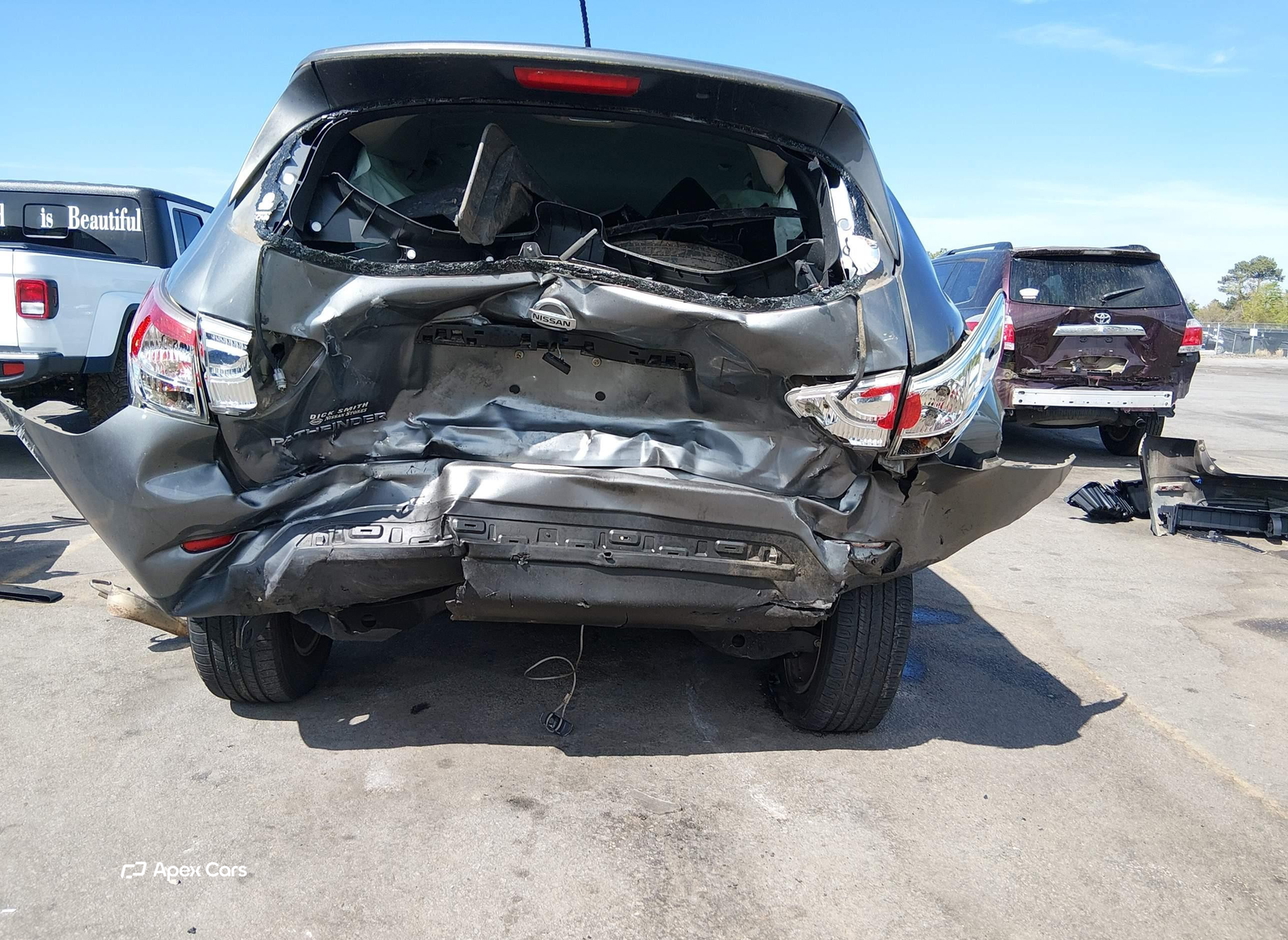 Nissan Pathfinder 2015