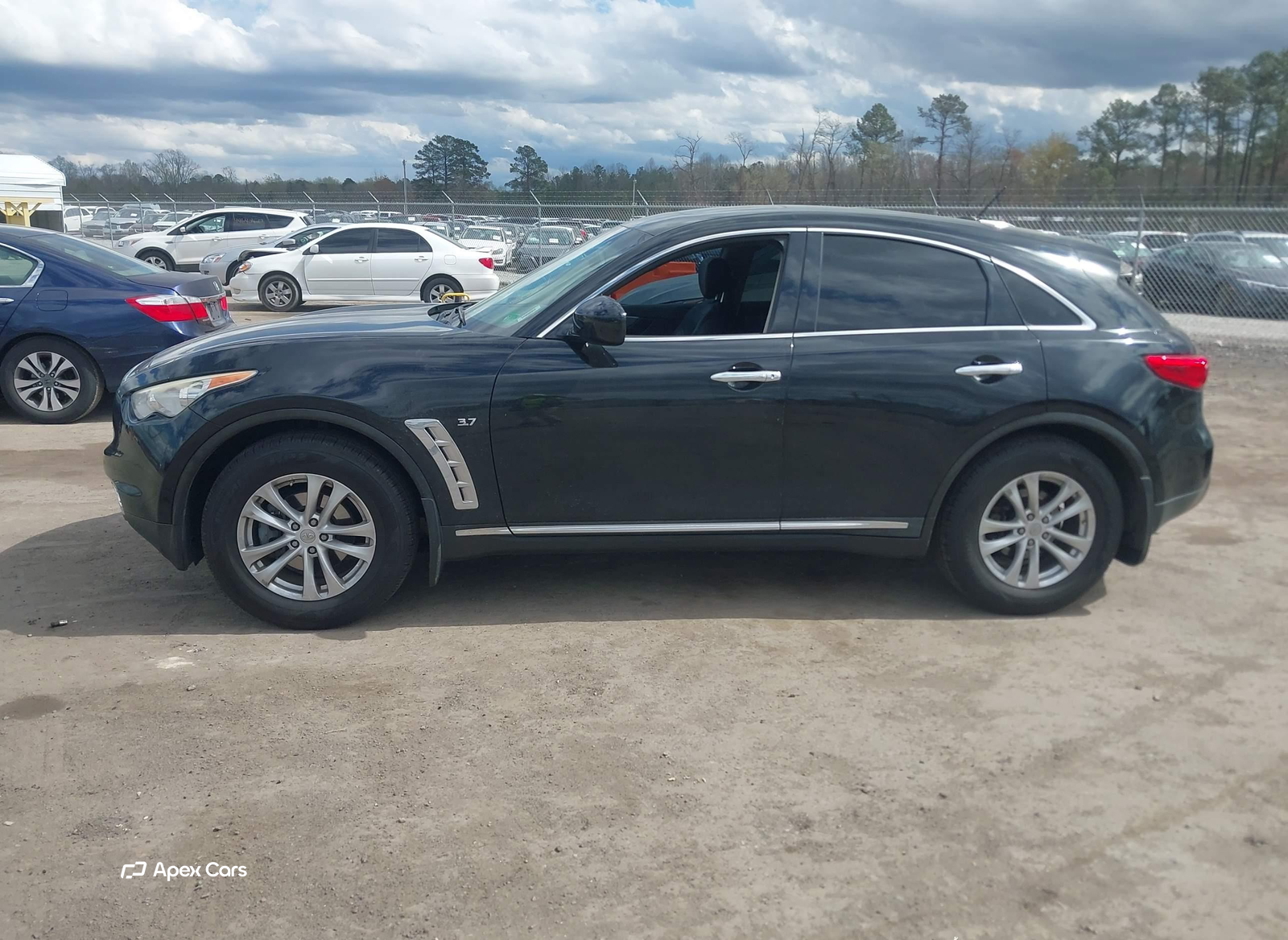Infiniti QX70 2014