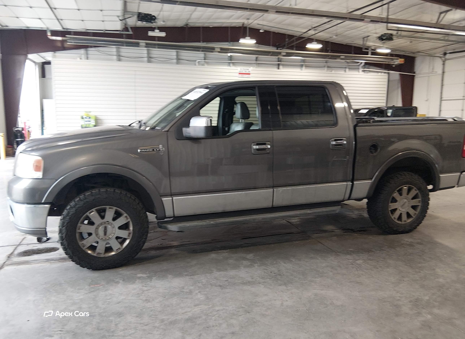 Lincoln Mark LT 2006
