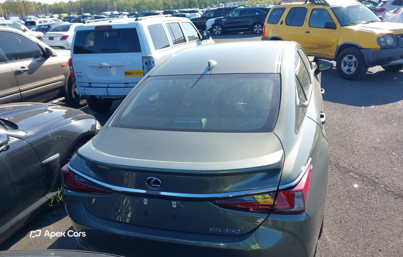 Lexus ES 2025