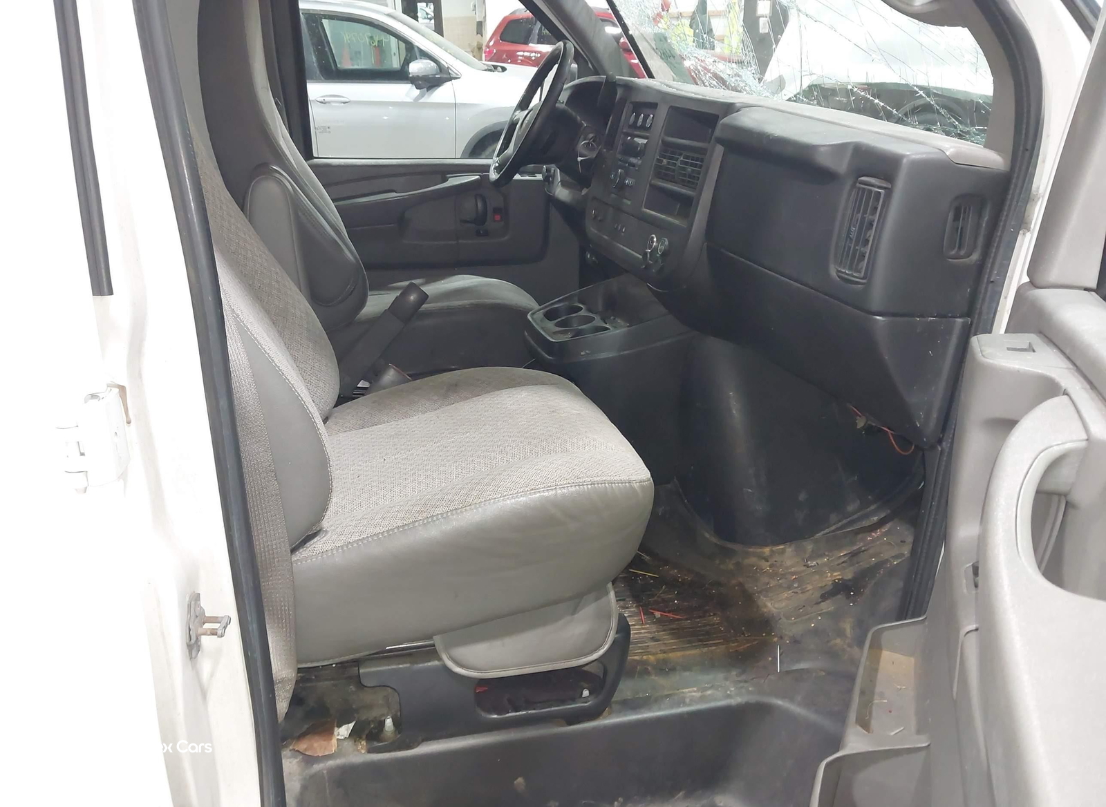 GMC Savana 2012