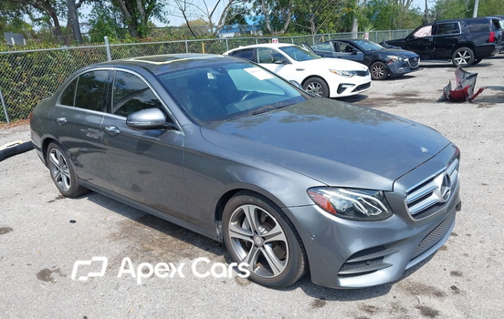 Mercedes-Benz E-klasse 2017 - Image 1 of 5