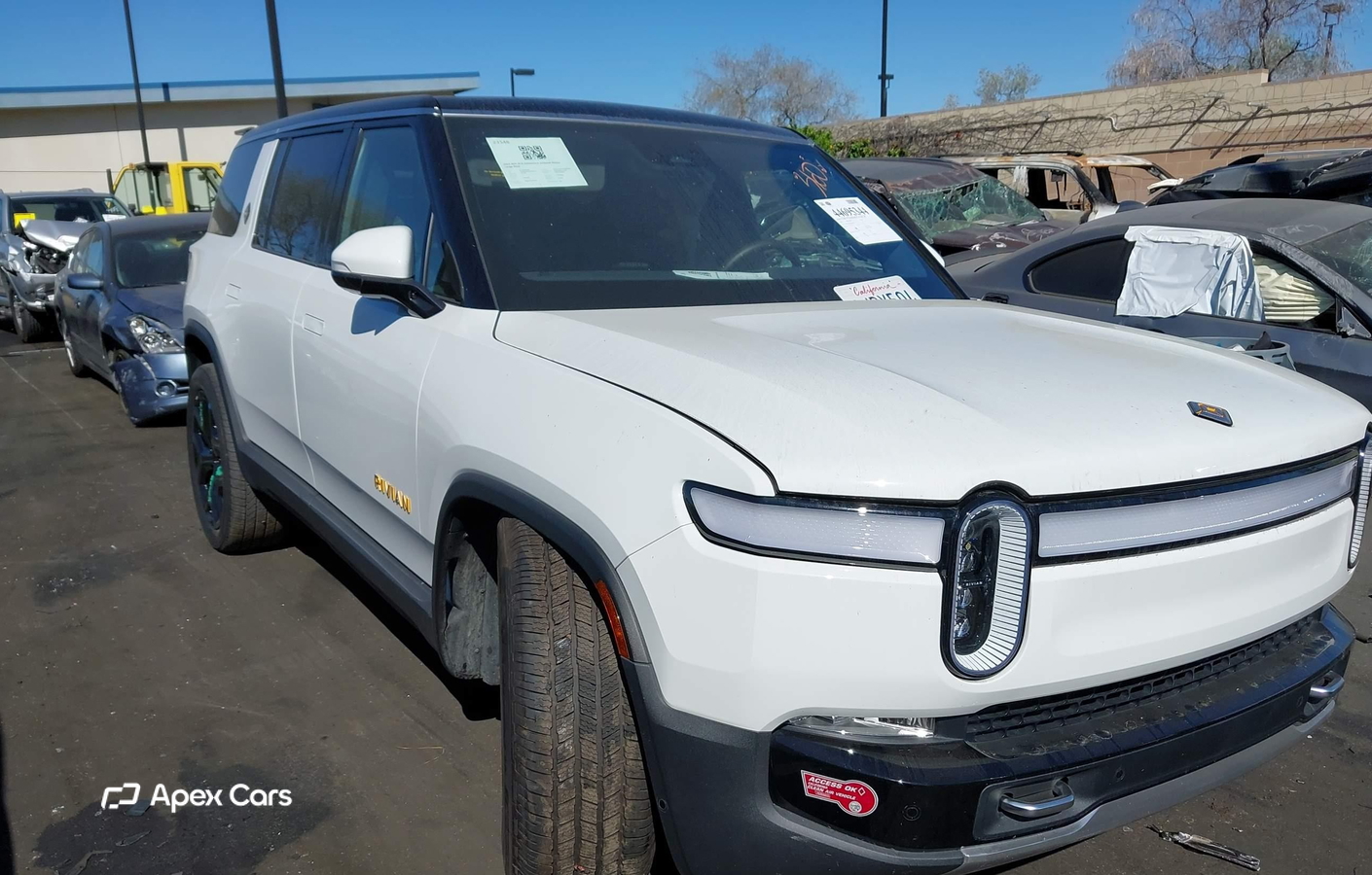 Rivian R1S 2023