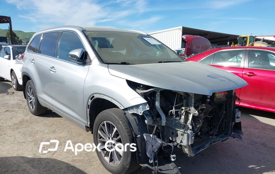 Toyota Highlander 2018 - Image 1 of 18
