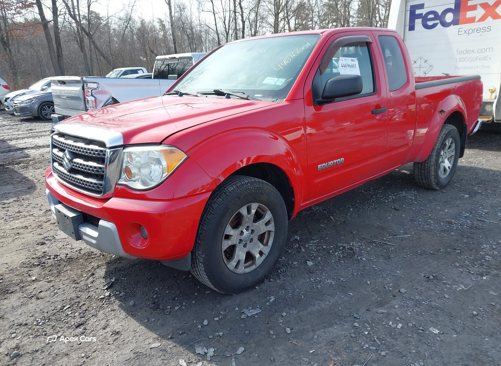 Suzuki Equator 2011