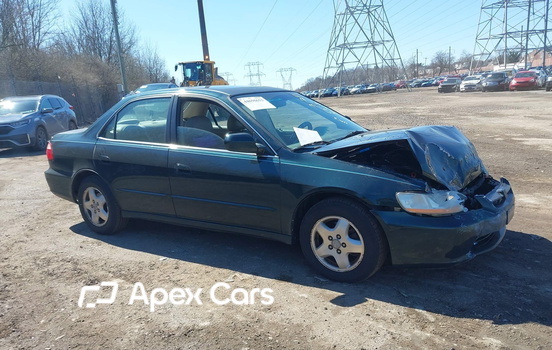 Honda Accord 2000 - Image 1 of 17