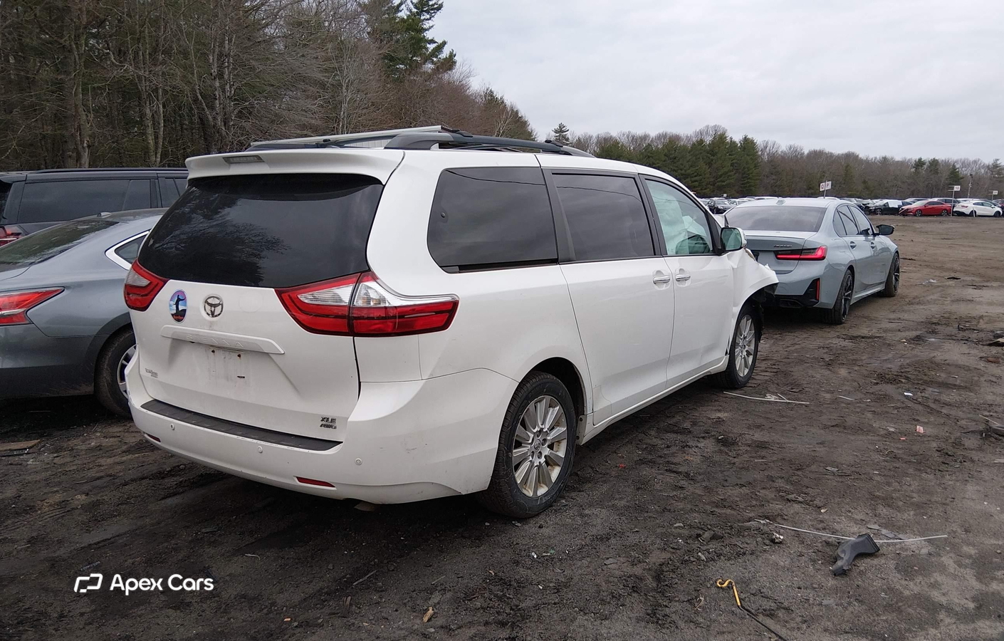 Toyota Sienna 2015