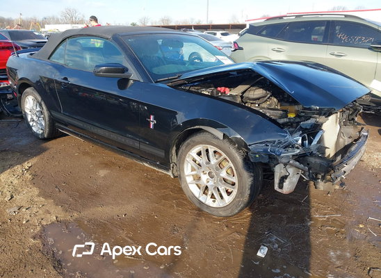 2013 Ford Mustang - Image 1 of 5