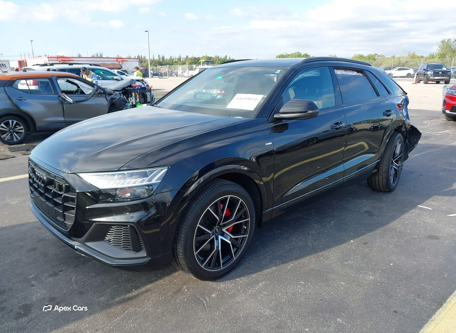 Audi Q8 2023