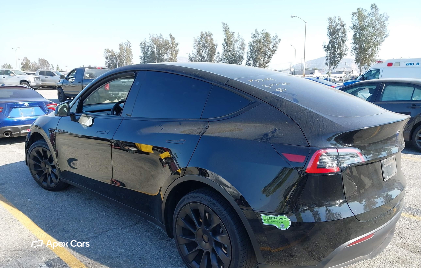 Tesla Model Y 2023
