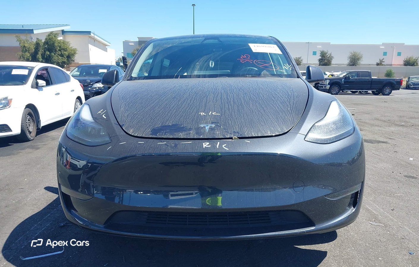 Tesla Model Y 2025