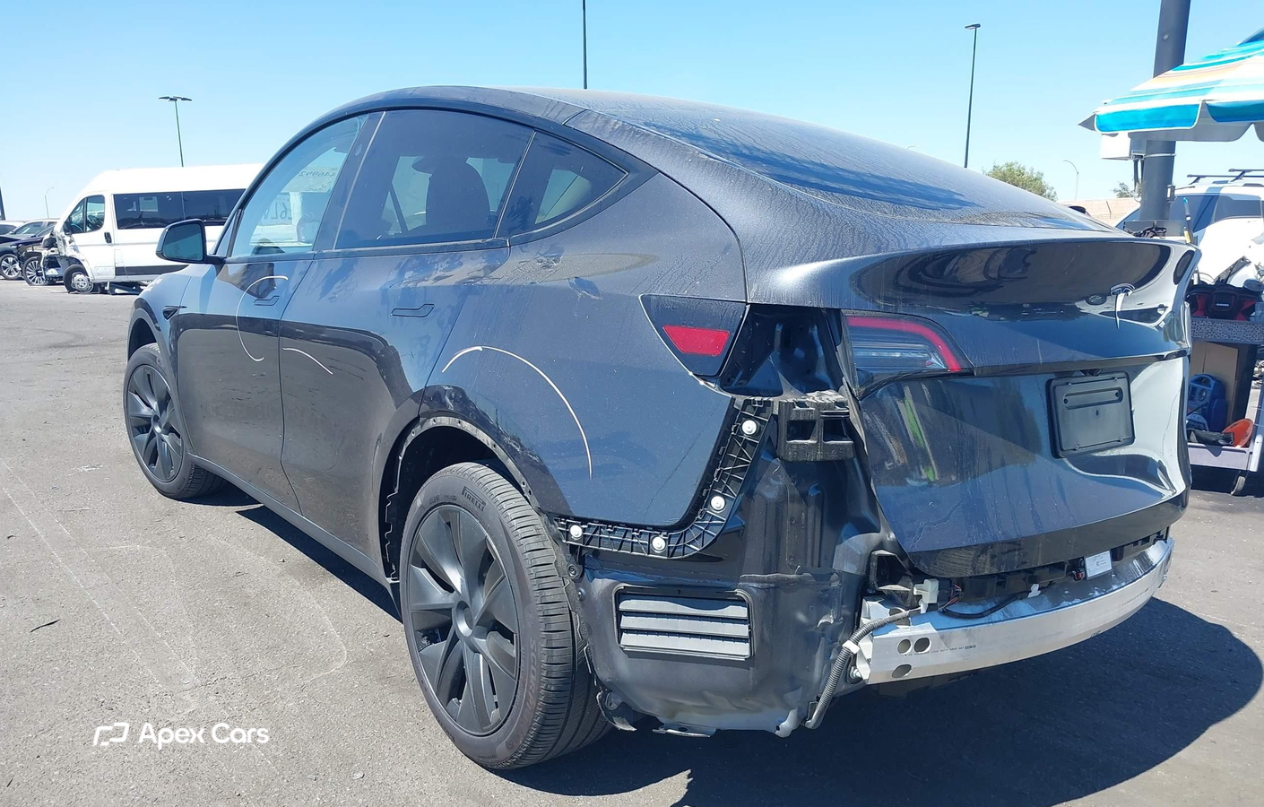 Tesla Model Y 2025