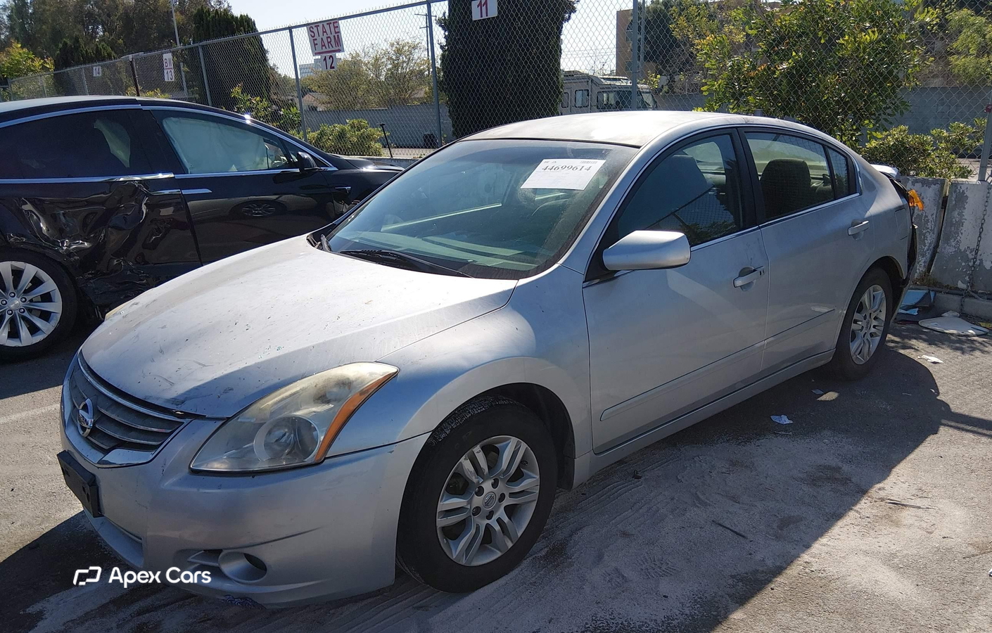 Nissan Altima 2012