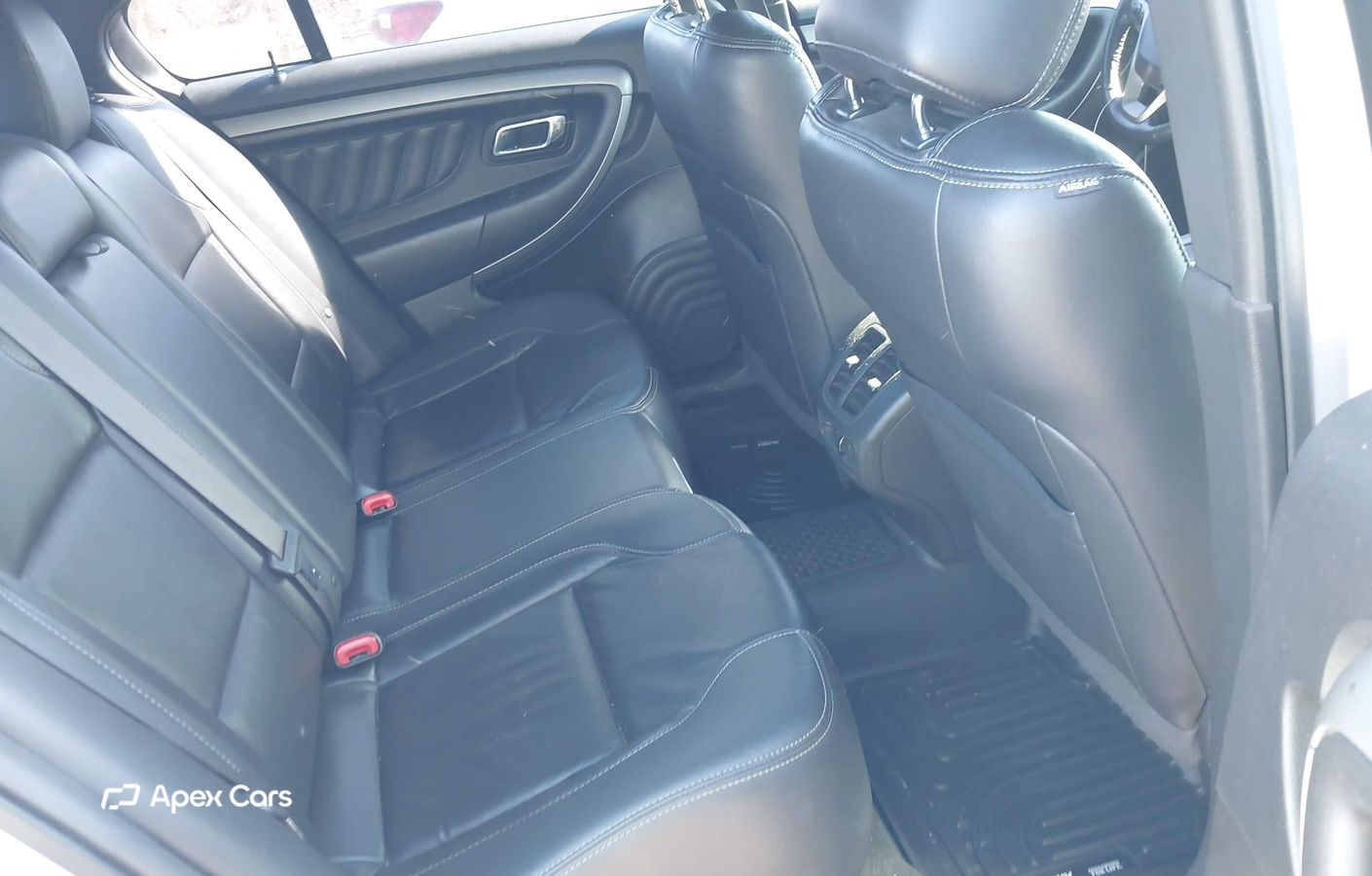 Ford Taurus 2016