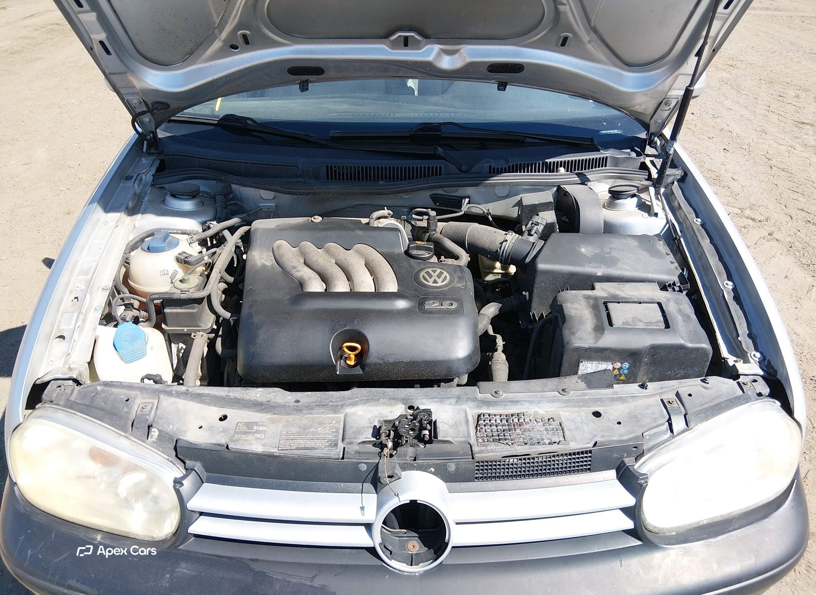 Volkswagen Golf 2004