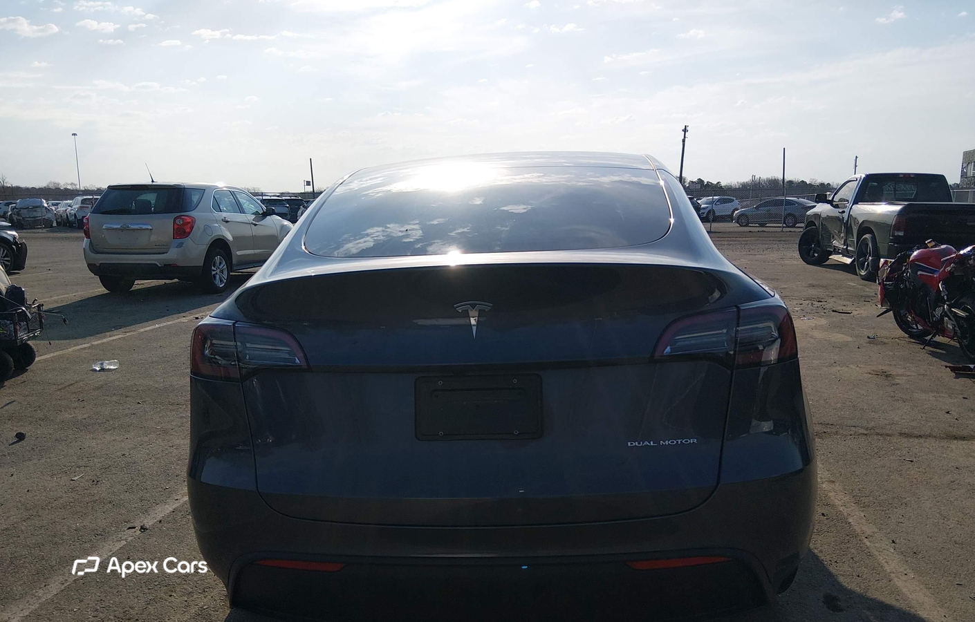 Tesla Model Y 2023