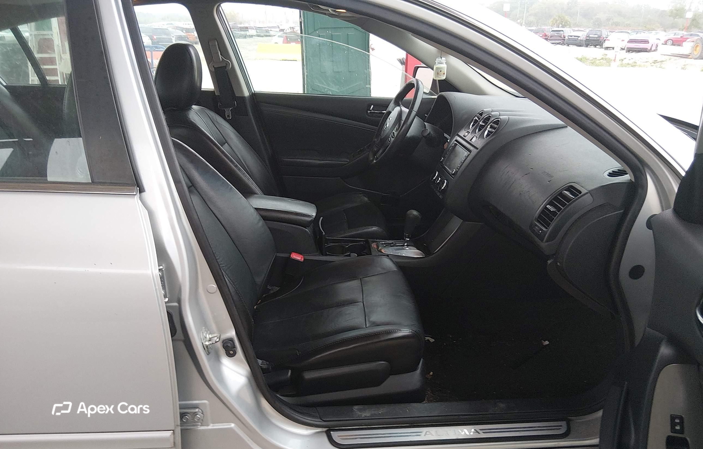 Nissan Altima 2012