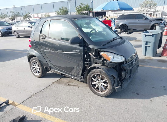 2013 Smart Fortwo - Image 1 of 5