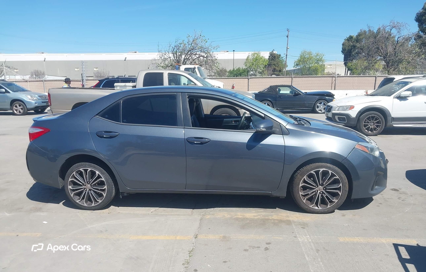 Toyota Corolla 2015