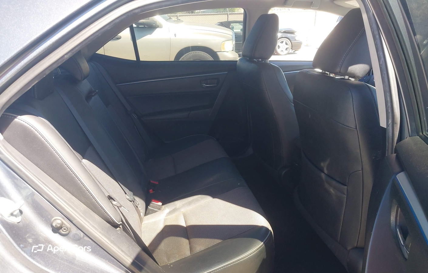 Toyota Corolla 2015