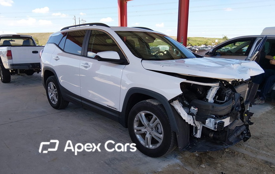 GMC Terrain 2021 - Image 1 of 16