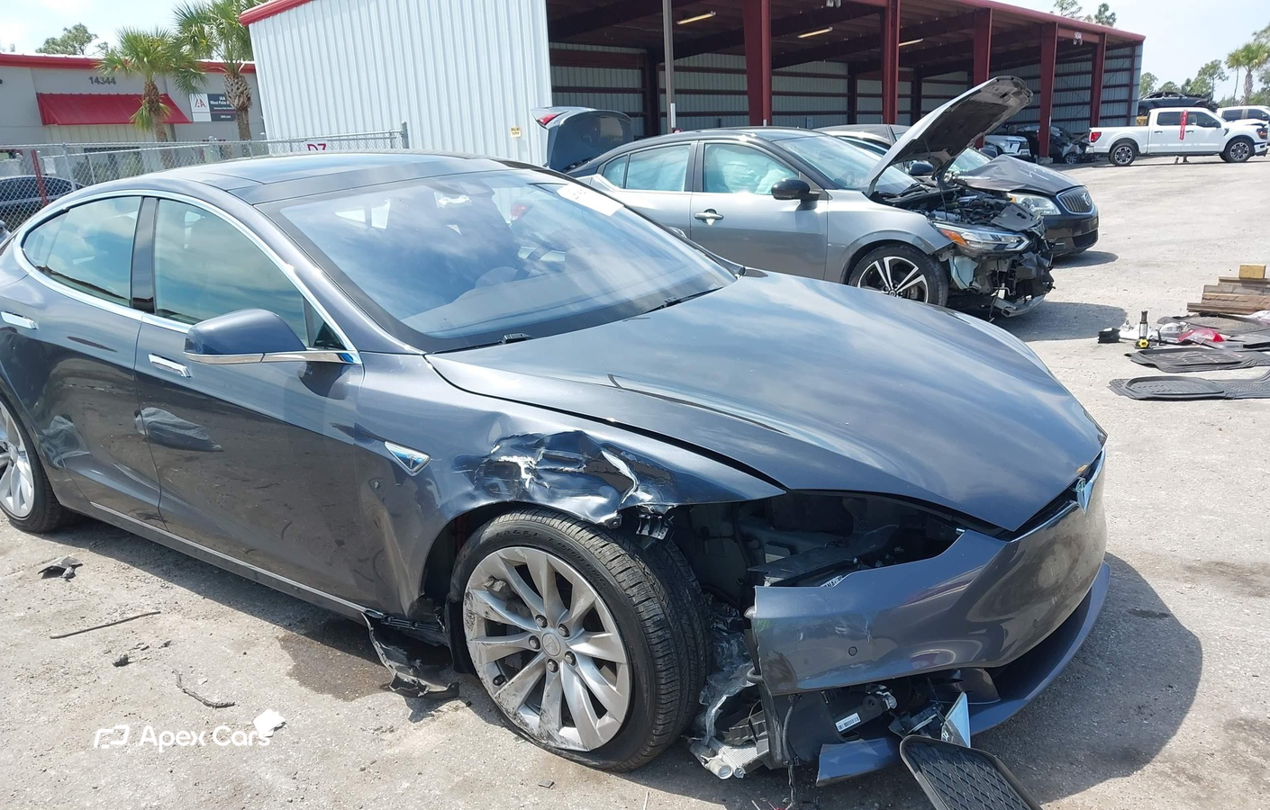 Tesla Model S 2016