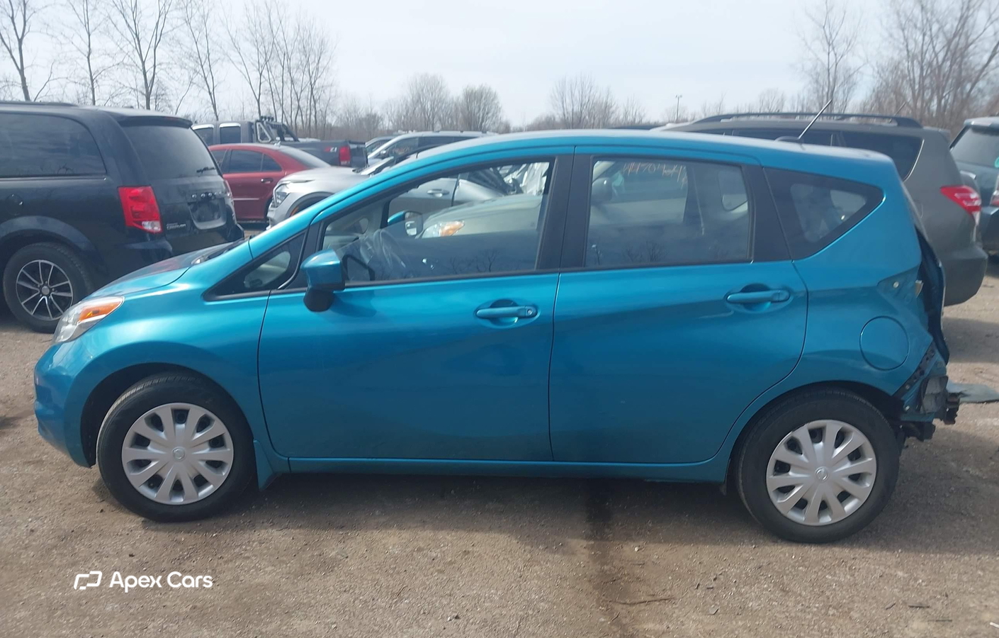 Nissan Versa 2016
