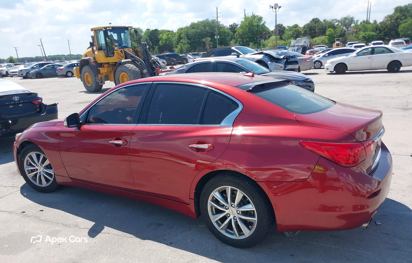 Infiniti Q50 2015