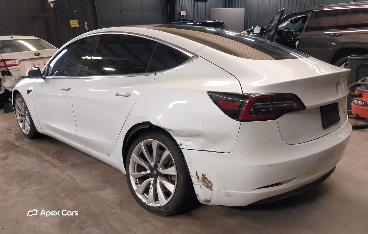 Tesla Model 3 2020