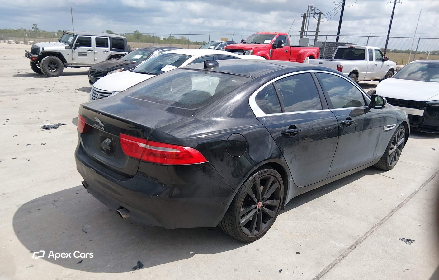 Jaguar XE 2017