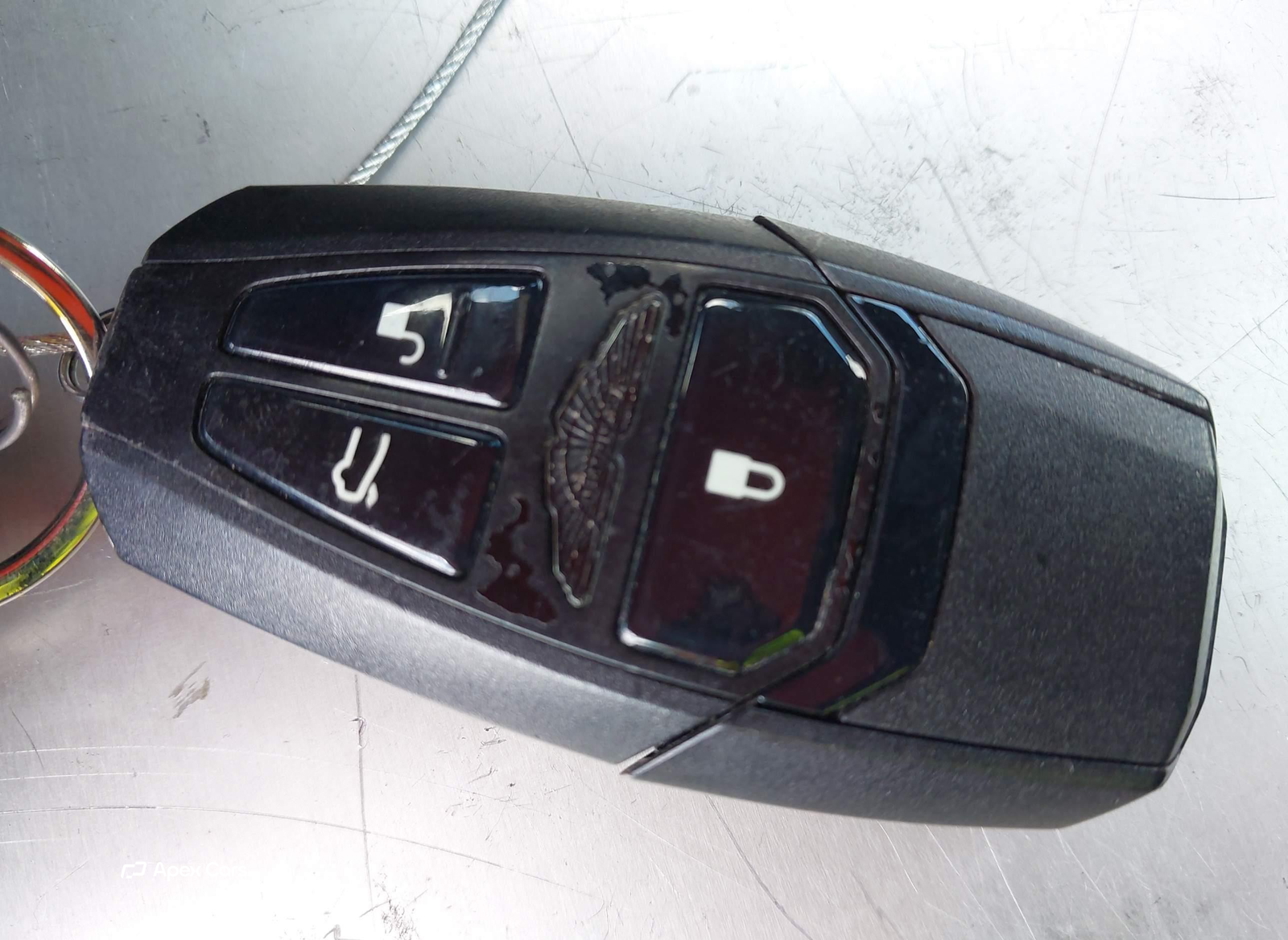 Aston Martin DB11 2022