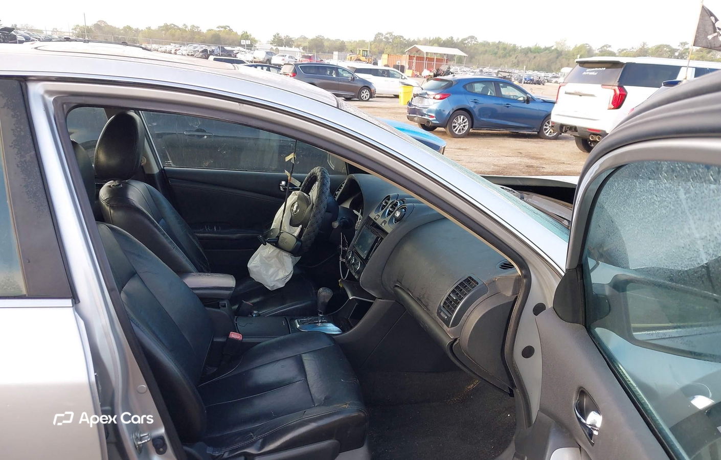 Nissan Altima 2012