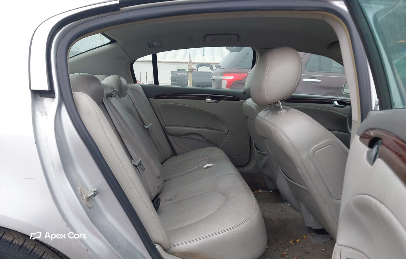 Buick Lucerne 2011