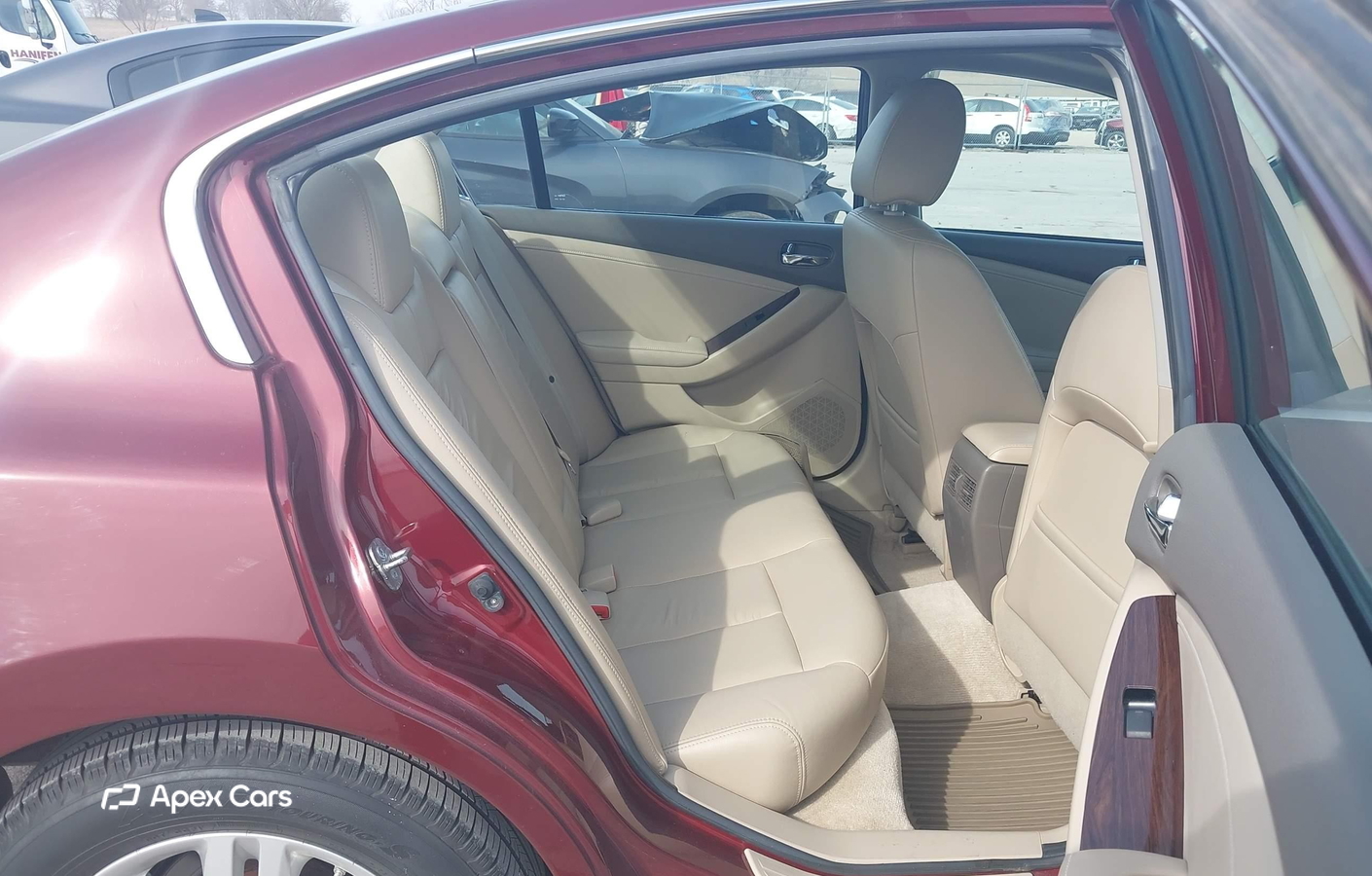 Nissan Altima 2011