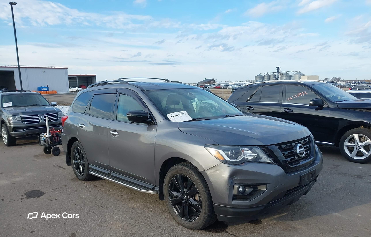 Nissan Pathfinder 2018
