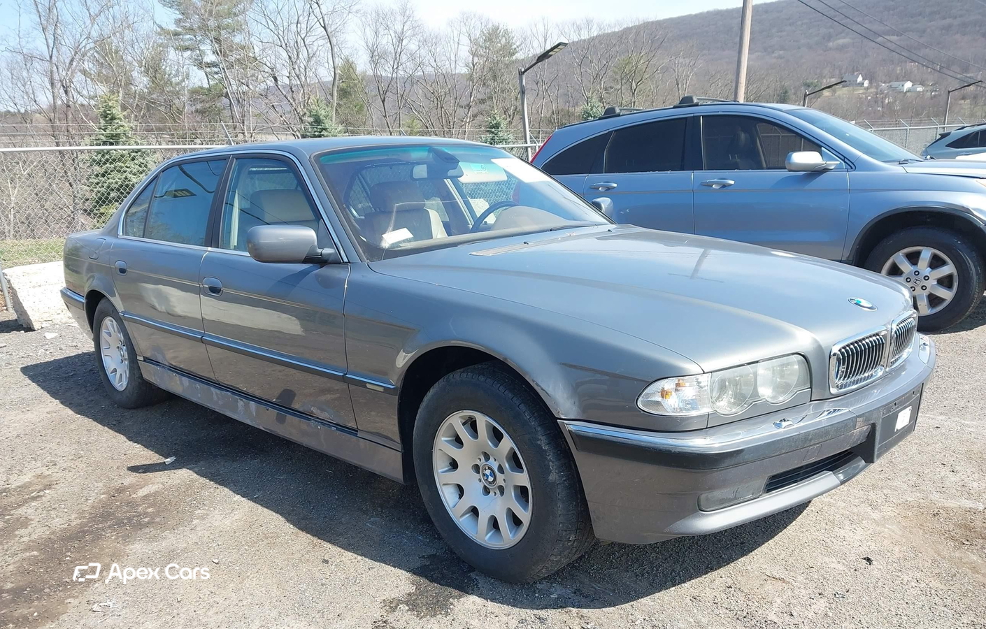 BMW Series 7 2001